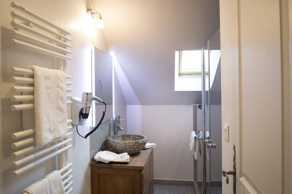 Aux Charmes De Maintenon Room photo